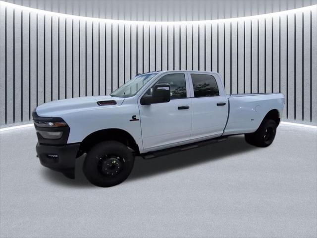 2026 Ram 3500 Tradesman Crew Cab 4x4 8' Box