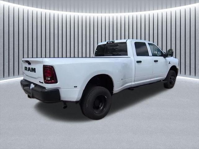 2026 Ram 3500 Tradesman Crew Cab 4x4 8' Box