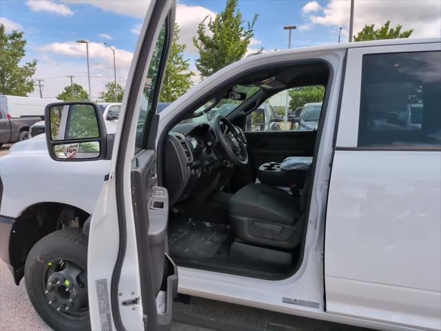 2026 Ram 3500 Tradesman Crew Cab 4x4 8' Box