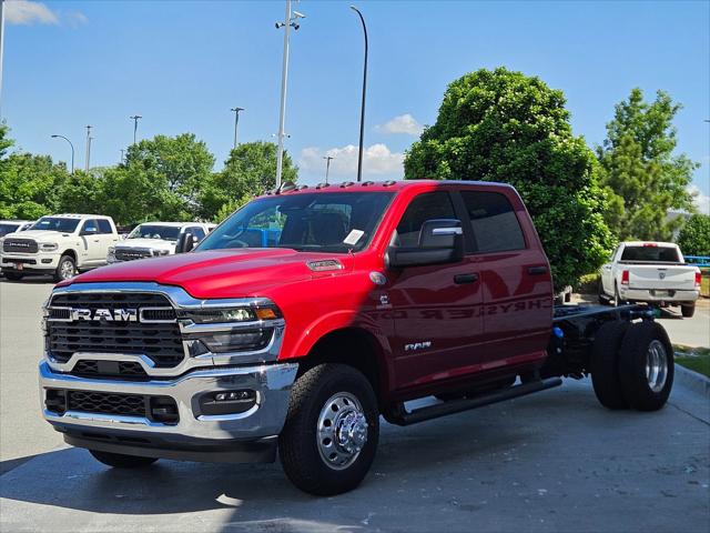 2026 RAM Ram 3500 Chassis Cab RAM 3500 BIG HORN CREW CAB CHASSIS 4X4 60 CA