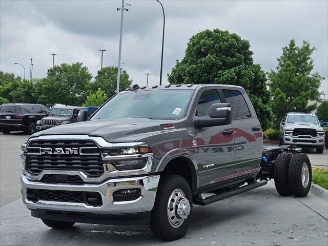 2026 RAM Ram 3500 Chassis Cab RAM 3500 TRADESMAN CREW CAB CHASSIS 4X4 60 CA