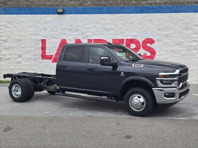 2026 RAM Ram 3500 Chassis Cab RAM 3500 TRADESMAN CREW CAB CHASSIS 4X4 60 CA