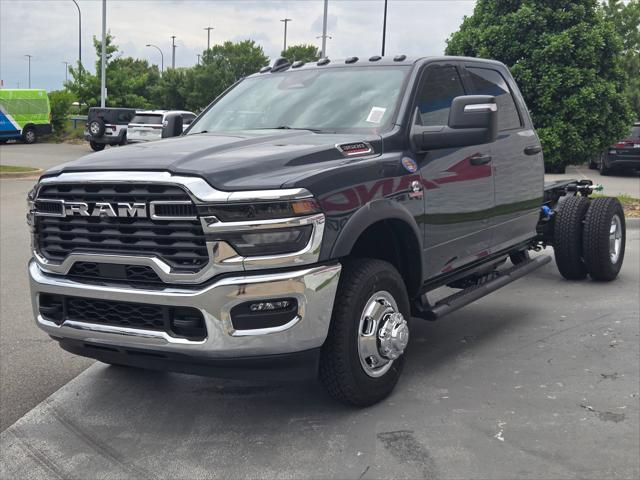 2026 RAM Ram 3500 Chassis Cab RAM 3500 TRADESMAN CREW CAB CHASSIS 4X4 60 CA
