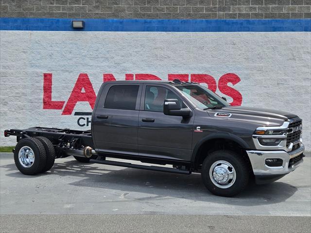 2026 RAM Ram 3500 Chassis Cab RAM 3500 TRADESMAN CREW CAB CHASSIS 4X4 60 CA