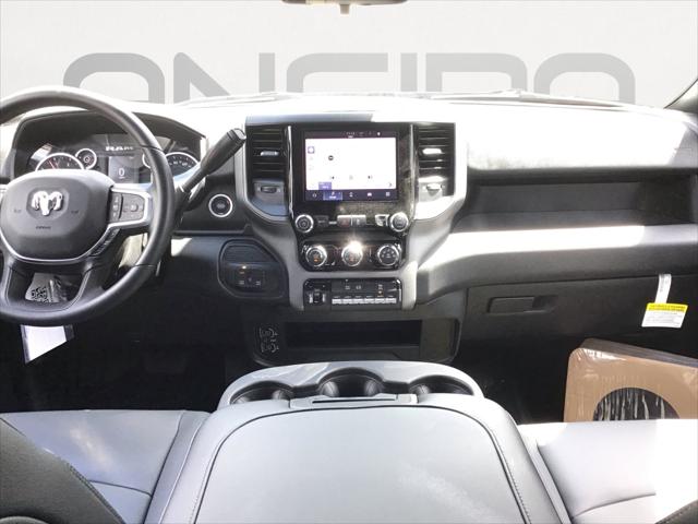 2026 RAM 5500 Chassis RAM 5500 TRADESMAN CHASSIS CREW CAB 4X4 60 CA