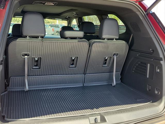 2026 GMC Acadia Elevation FWD