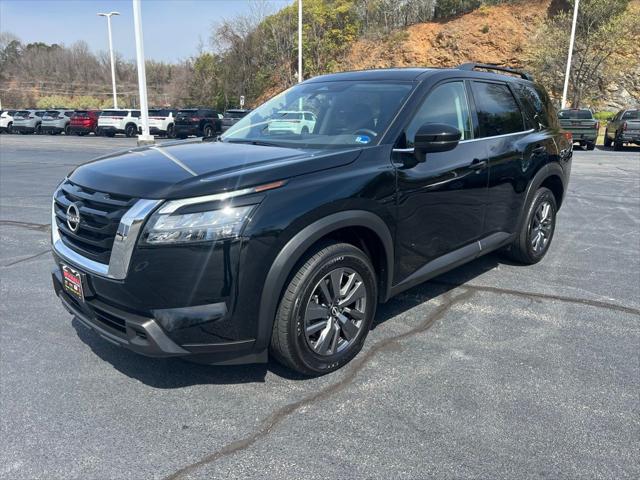 2025 Nissan Pathfinder SV 4WD