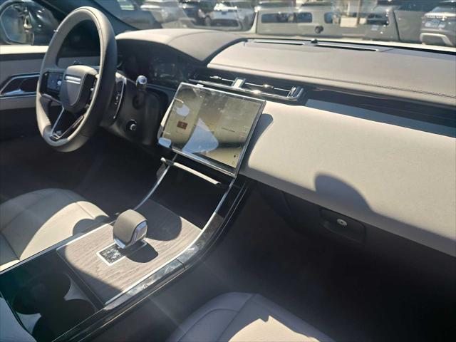 2026 Land Rover Range Rover Velar P400 Dynamic SE