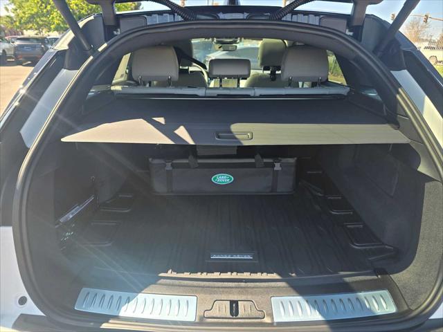2026 Land Rover Range Rover Velar P400 Dynamic SE