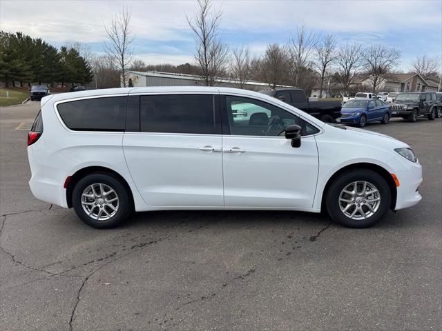2026 Chrysler Voyager LX