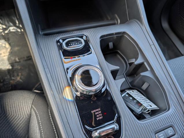 2026 Jeep Cherokee Laredo 4x4