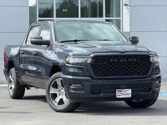 2026 RAM 1500 RAM 1500 EXPRESS CREW CAB 4X4 57 BOX