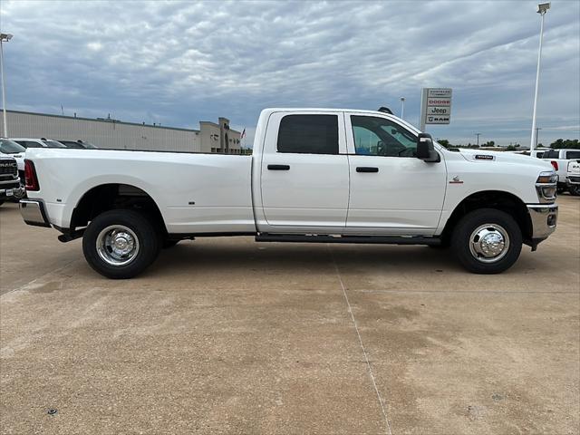 2026 Ram 3500 Tradesman Crew Cab 4x4 8' Box