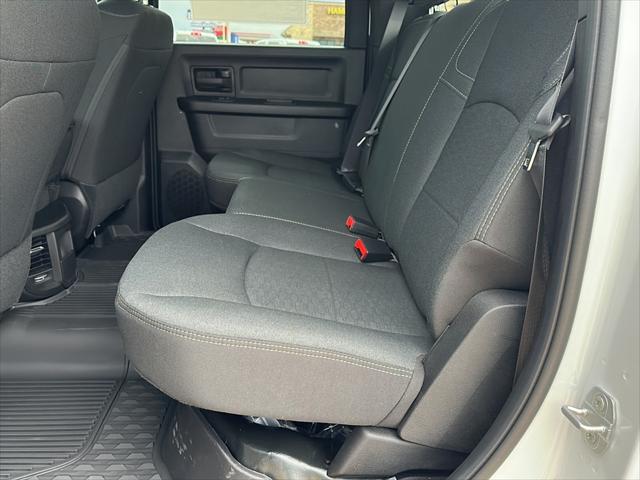 2026 Ram 3500 Tradesman Crew Cab 4x4 8' Box