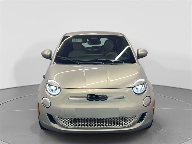 2025 Fiat 500e GIORGIO ARMANI Collectors Edition