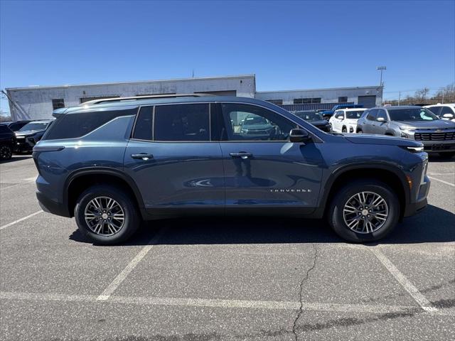 2026 Chevrolet Traverse FWD LT