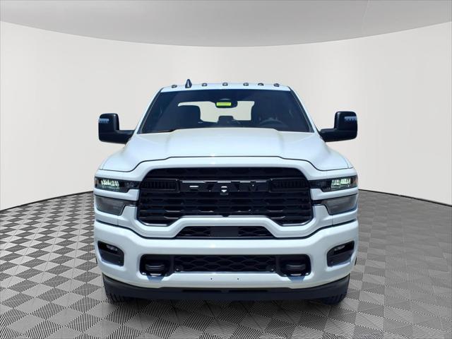 2026 RAM 3500 RAM 3500 BIG HORN CREW CAB 4X4 8 BOX