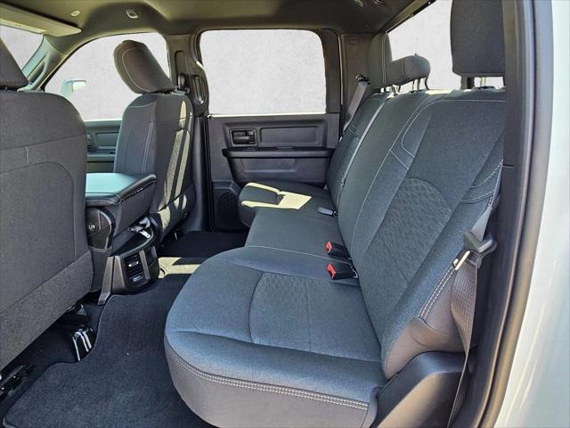 2026 Ram 2500 Black Express Crew Cab 4x4 6'4" Box