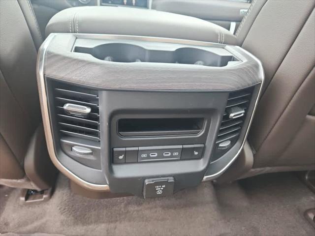 2026 Ram 1500 Laramie Crew Cab 4x4 5'7" Box
