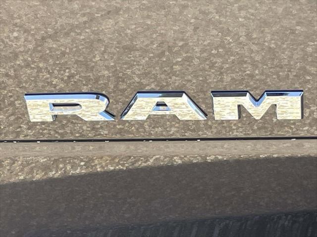 2026 Ram 3500 Big Horn Crew Cab 4x4 6'4" Box