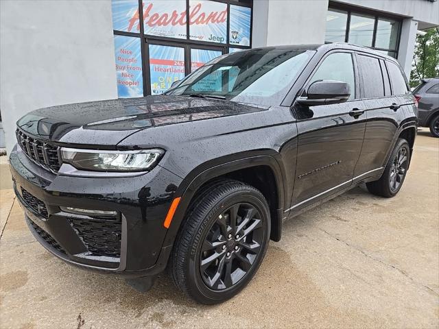 2026 Jeep Grand Cherokee GRAND CHEROKEE LIMITED RESERVE 4X4