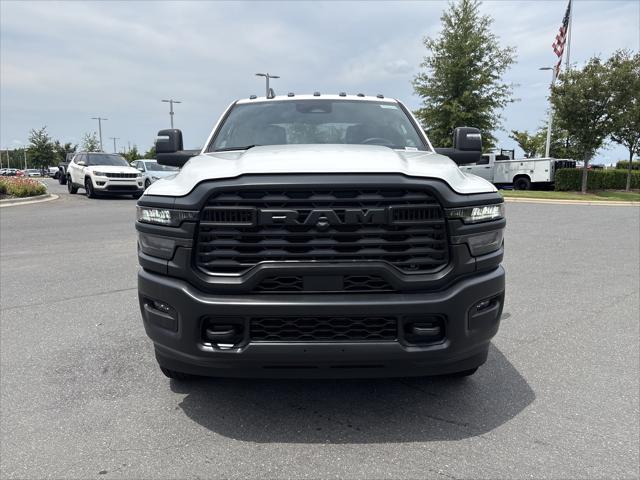 2026 RAM 3500 Chassis RAM 3500 TRADESMAN CREW CAB CHASSIS 4X4 60 CA
