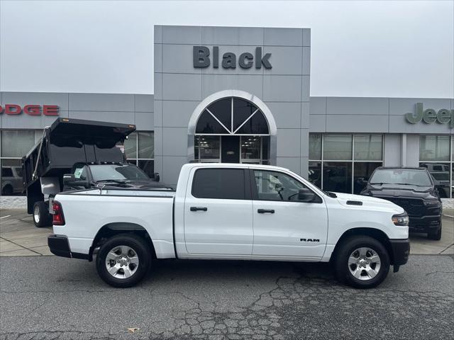 2026 RAM Ram 1500 RAM 1500 TRADESMAN CREW CAB 4X4 57 BOX