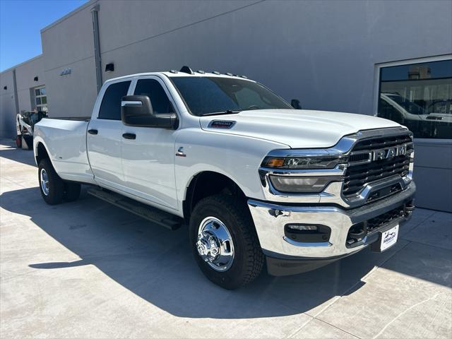 2026 RAM Ram 3500 RAM 3500 TRADESMAN CREW CAB 4X4 8 BOX