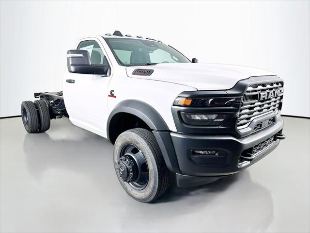 2026 RAM 5500 Chassis RAM 5500 TRADESMAN CHASSIS REGULAR CAB 4X4 84 CA