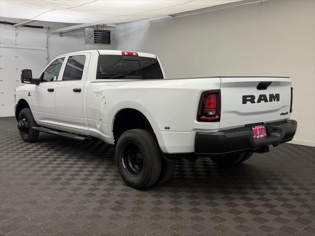 2026 RAM Ram 3500 RAM 3500 TRADESMAN CREW CAB 4X4 8 BOX