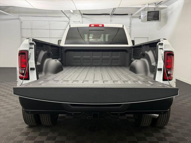 2026 Ram 3500 Tradesman Crew Cab 4x4 8' Box