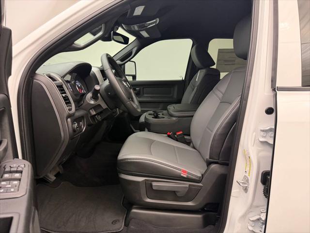 2026 Ram 3500 Tradesman Crew Cab 4x4 8 Box