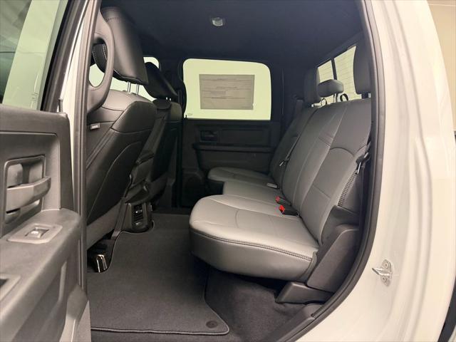 2026 Ram 3500 Tradesman Crew Cab 4x4 8 Box