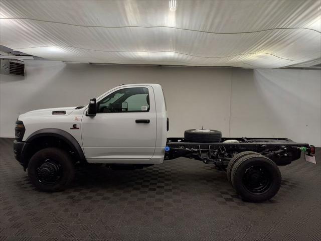 2026 RAM Ram 5500 Chassis Cab RAM 5500 TRADESMAN CHASSIS REGULAR CAB 4X4 60 CA