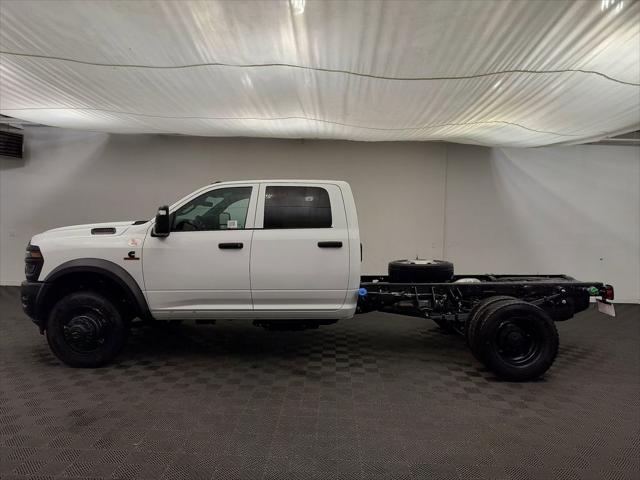 2026 RAM Ram 5500 Chassis Cab RAM 5500 TRADESMAN CHASSIS CREW CAB 4X4 60 CA