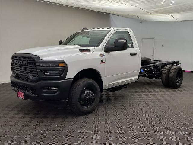 2026 RAM Ram 3500 Chassis Cab RAM 3500 TRADESMAN CHASSIS REGULAR CAB 4X4 84 CA