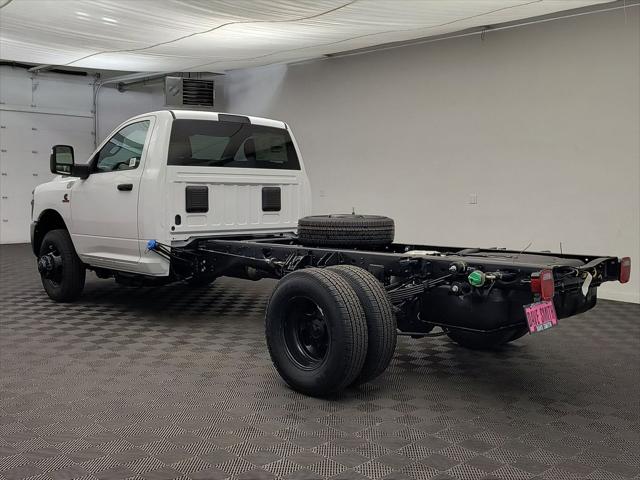 2026 RAM Ram 3500 Chassis Cab RAM 3500 TRADESMAN CHASSIS REGULAR CAB 4X4 84 CA