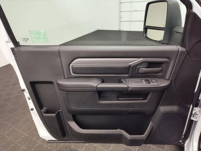 2026 Ram 3500 Chassis Cab Tradesman/Big Horn