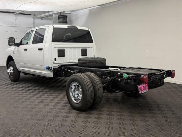 2026 RAM Ram 3500 Chassis Cab RAM 3500 TRADESMAN CREW CAB CHASSIS 4X4 60 CA