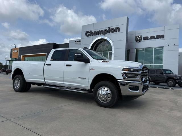 2026 RAM 3500 RAM 3500 BIG HORN CREW CAB 4X4 8 BOX