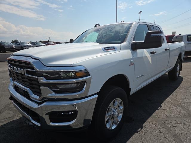 2026 RAM 3500 RAM 3500 BIG HORN CREW CAB 4X4 8 BOX