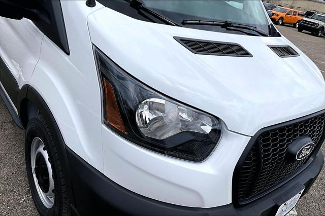 2026 Ford Transit Cargo Van Base