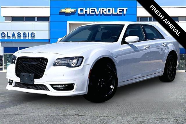 2023 Chrysler 300 Touring-L AWD