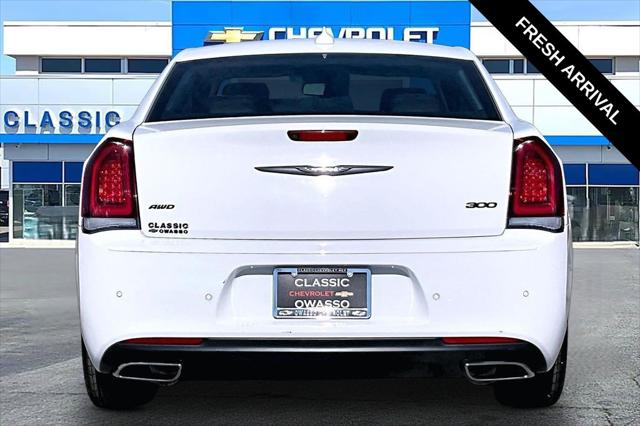 2023 Chrysler 300 Touring-L AWD