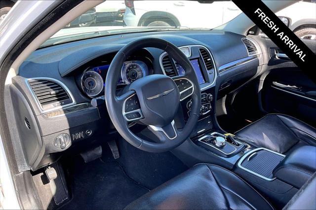 2023 Chrysler 300 Touring-L AWD