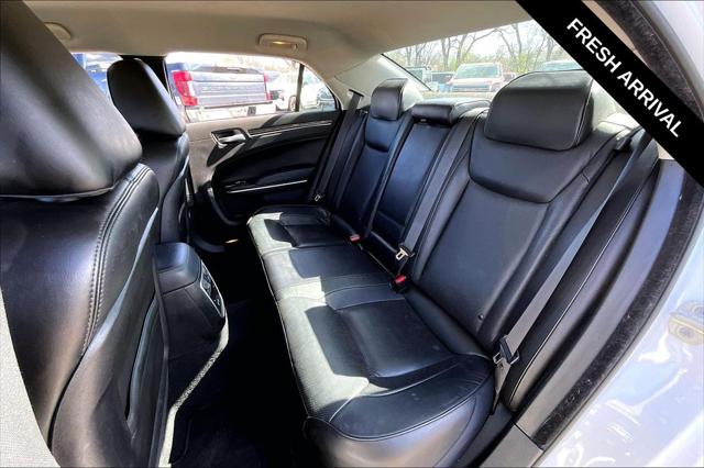 2023 Chrysler 300 Touring-L AWD