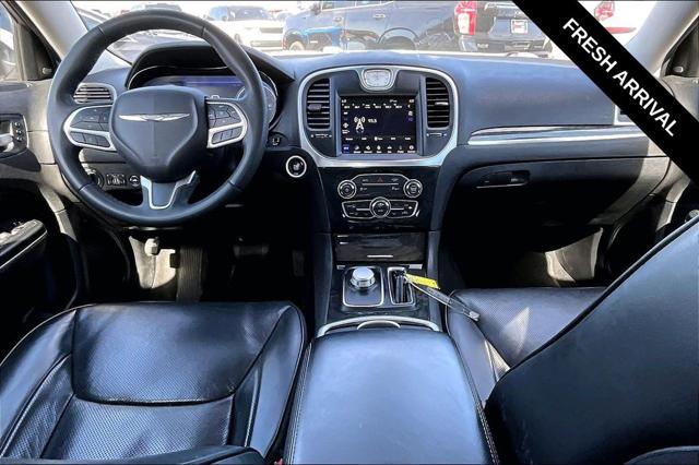 2023 Chrysler 300 Touring-L AWD