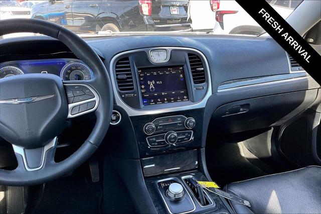 2023 Chrysler 300 Touring-L AWD