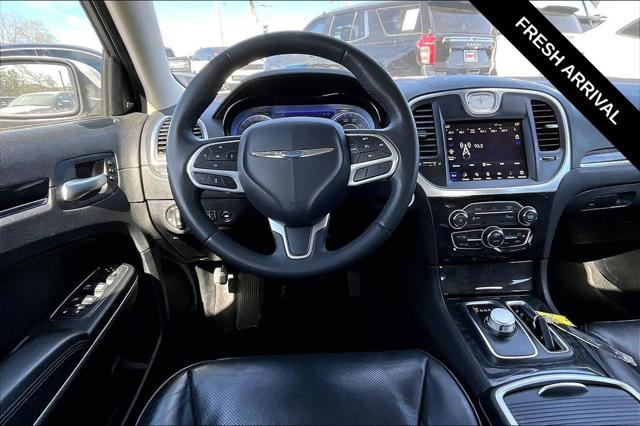 2023 Chrysler 300 Touring-L AWD