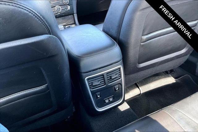 2023 Chrysler 300 Touring-L AWD